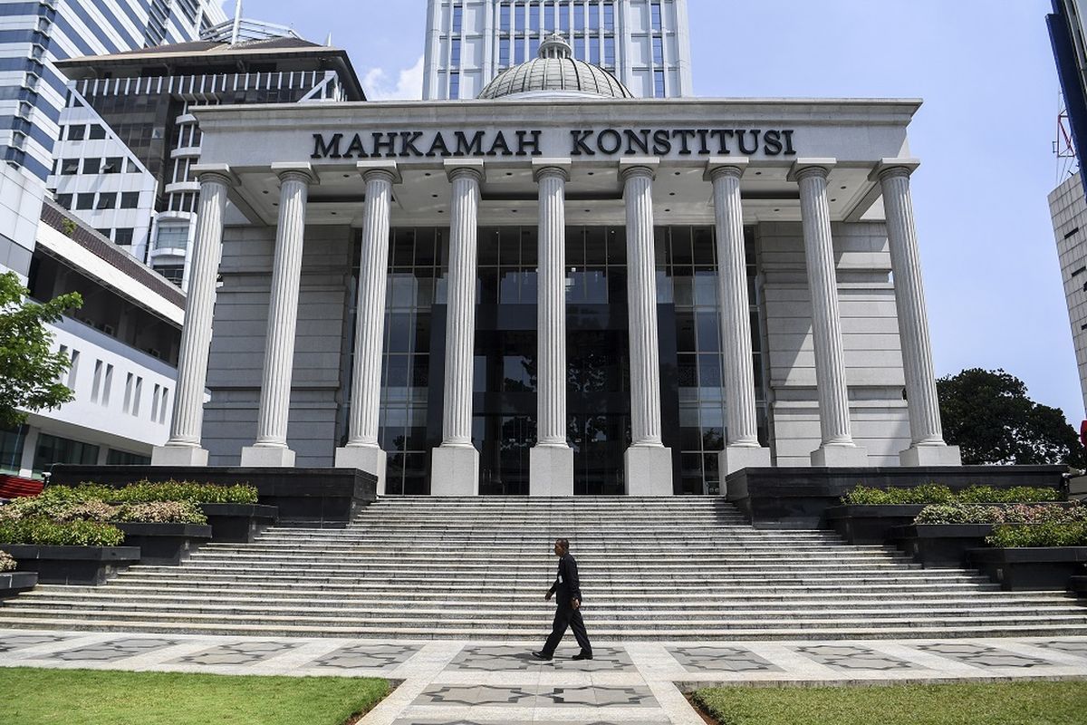 Hakim MK Bertanya soal Anggaran MBG: Ada Fungsi Pendidikan yang Alokasinya Dikurangi?