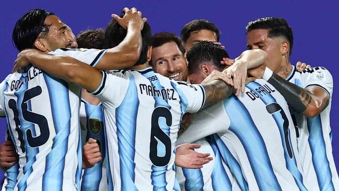 Messi Belum Habis, Hat-trick Sang GOAT Antar Argentina Hancurkan Aljazair 3-0